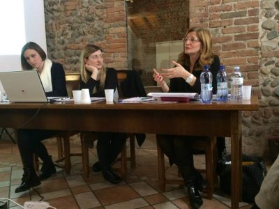 Tavolo delle relatrici